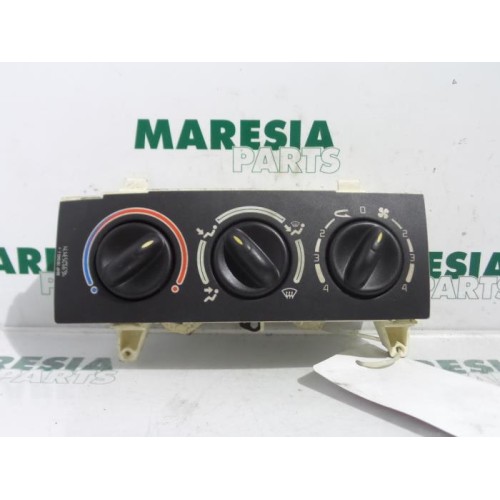 Renault - Megane - Heater control panel