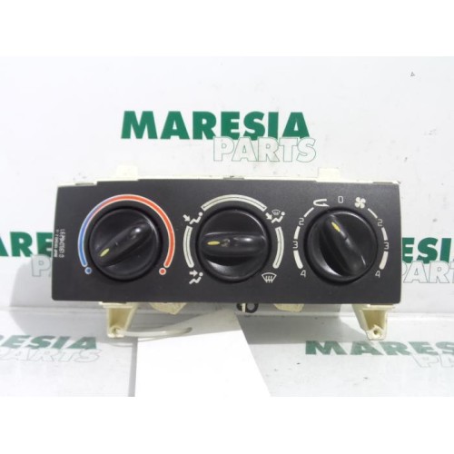 Renault - Megane - Heater control panel