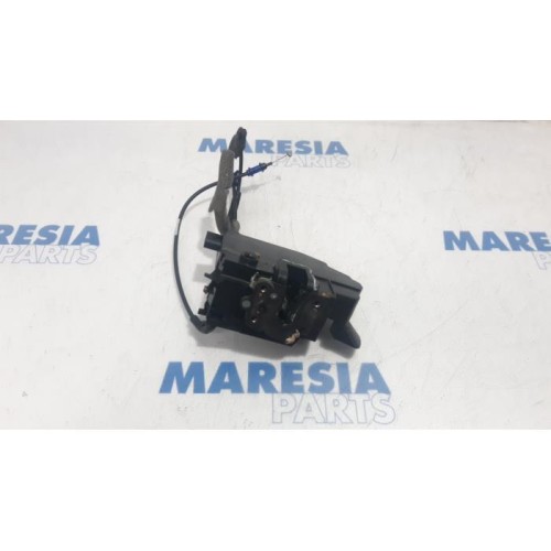 Citroen - C4 Picasso - Front door lock mechanism 4-door, right