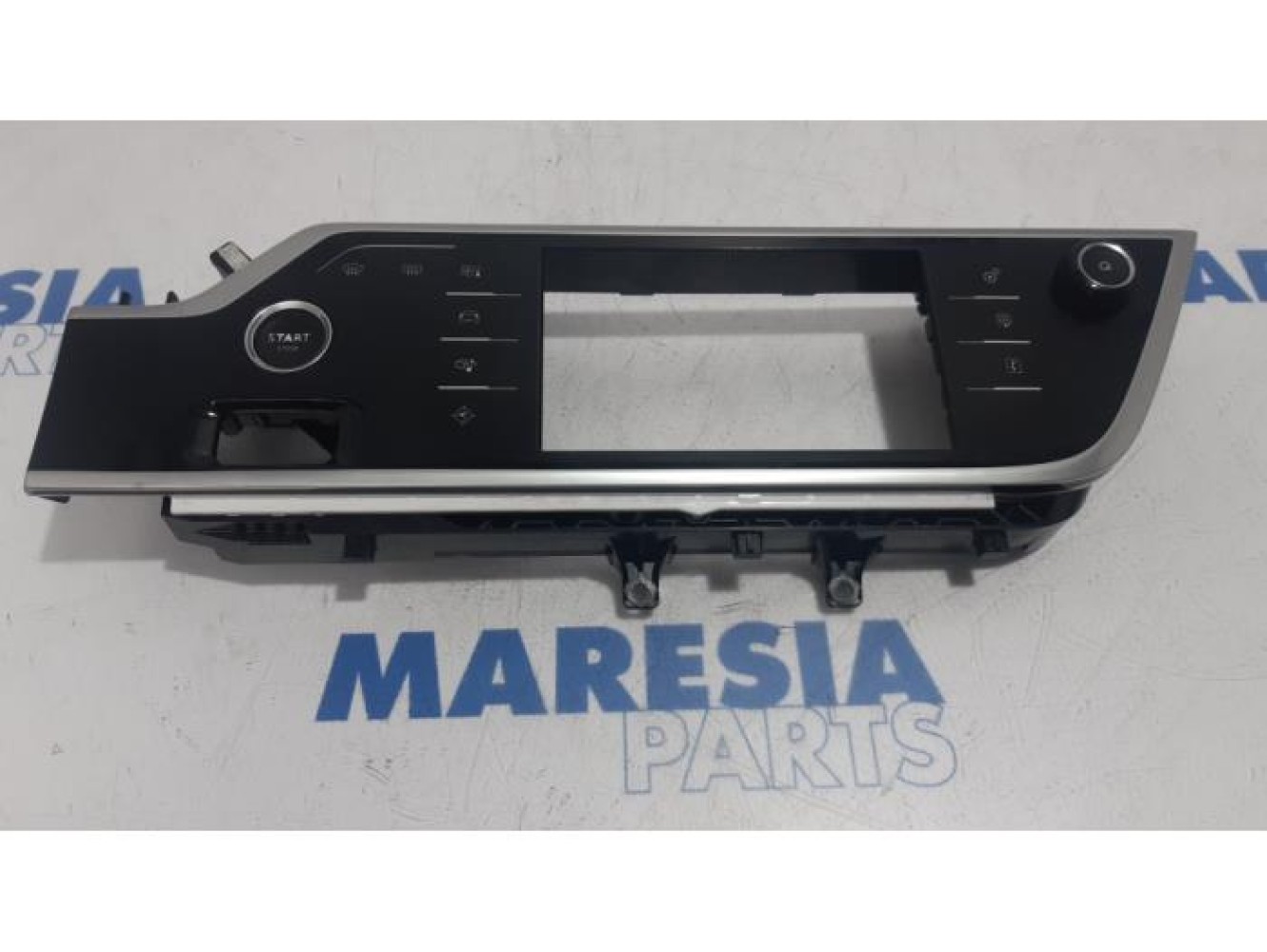 Citroen - C4 Picasso - Multi-media control unit