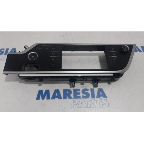 Citroen - C4 Picasso - Multi-media control unit