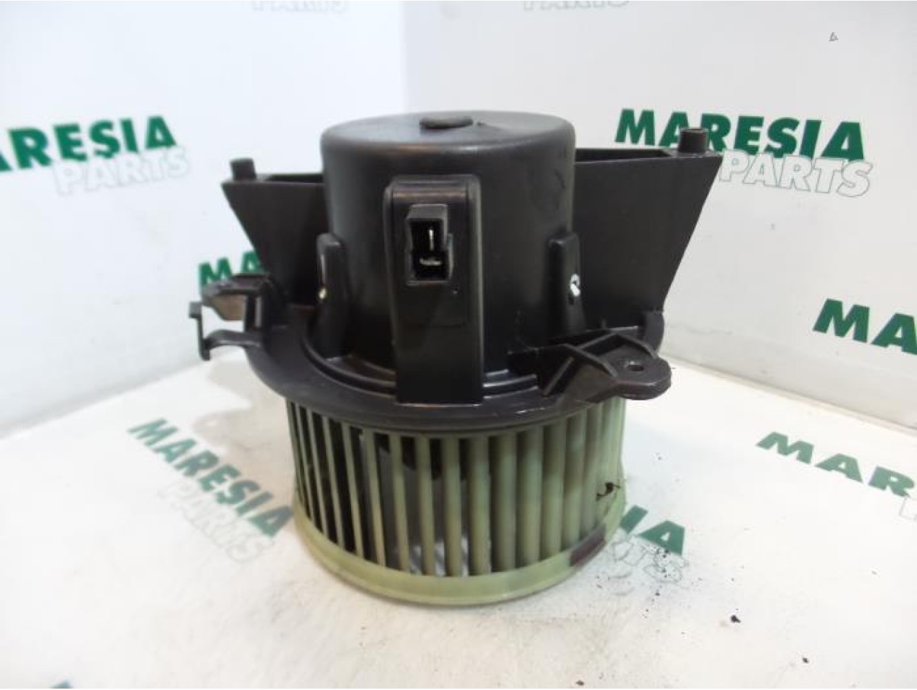 Fiat - Punto - Heating and ventilation fan motor