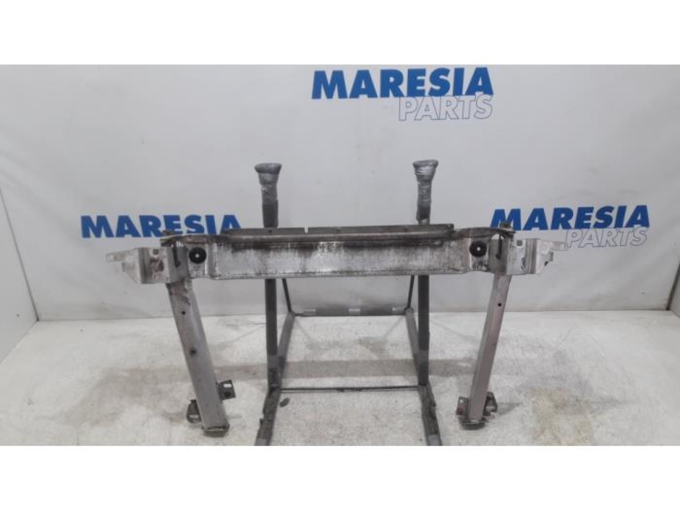 Renault - Laguna - Subframe