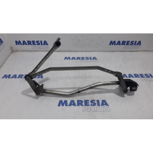 Renault - Laguna - Wiper mechanism