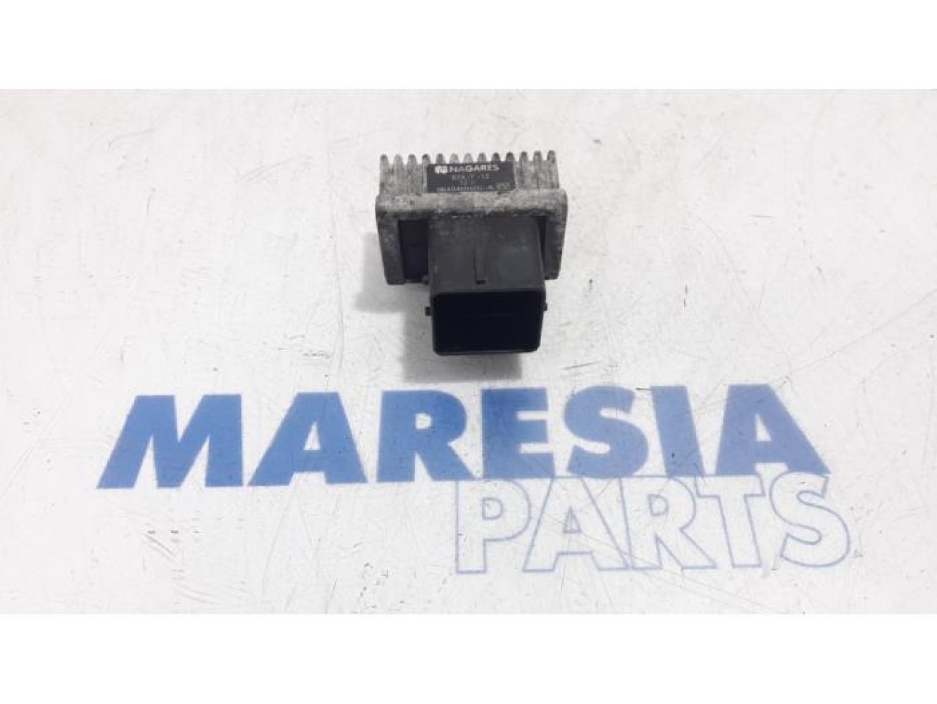 Renault - Laguna - Glow plug relay