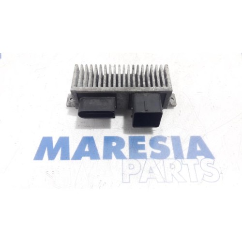 Renault - Laguna - Glow plug relay