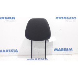 Renault - Megane - Headrest