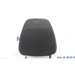 Renault - Megane - Headrest