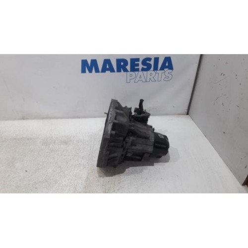 Renault - Clio - Gearbox