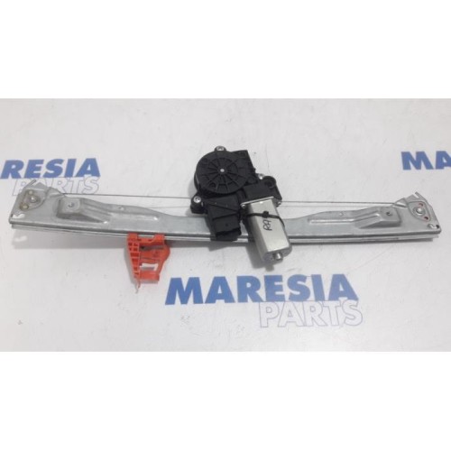 Fiat - Croma - Rear door window mechanism 4-door, right