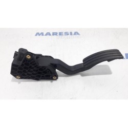 Renault - Laguna - Throttle pedal position sensor
