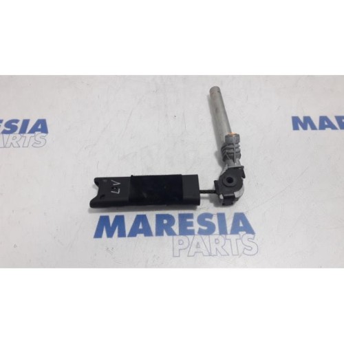 Renault - Laguna - Front seatbelt buckle, left