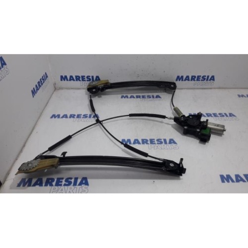 Alfa Romeo - Mito - Window mechanism 2-door, front right