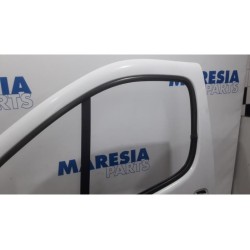 Renault - Trafic - Portier 2Deurs links