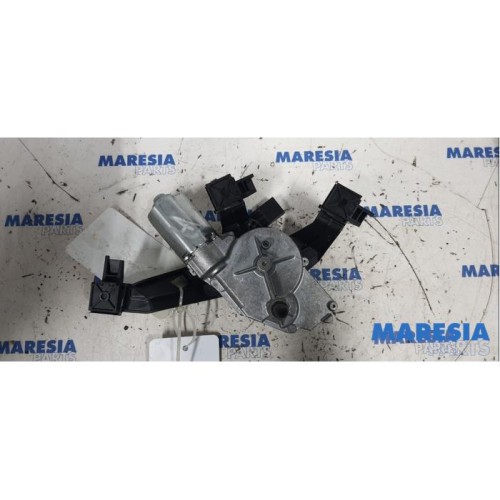 Peugeot - 207 - Rear wiper motor