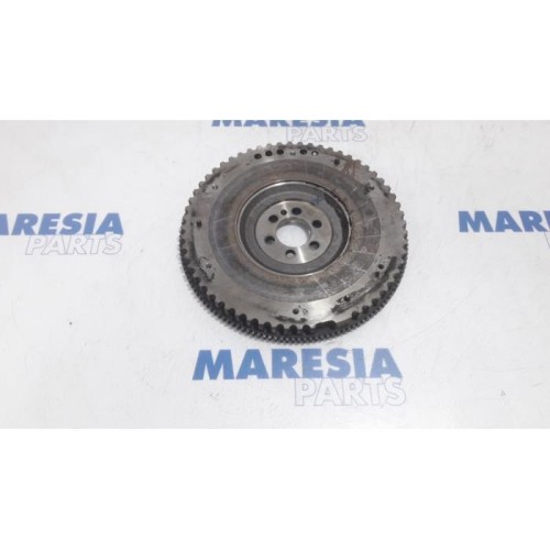 Renault - Clio - Flywheel
