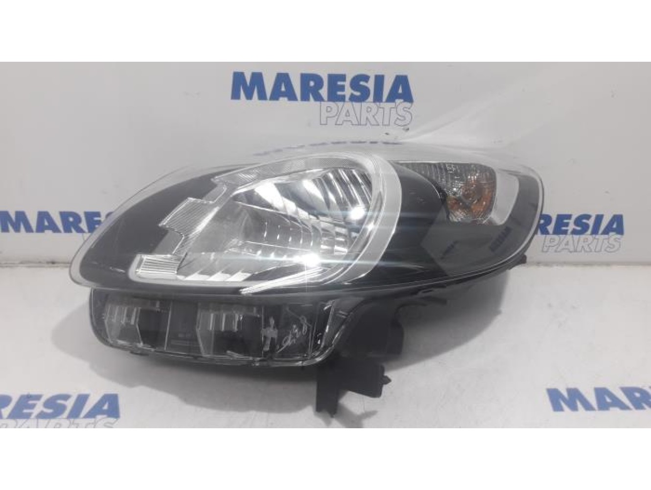 Renault - Kangoo - Koplamp links