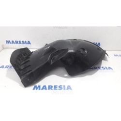 Renault - Trafic - Wheel arch liner