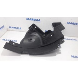 Renault - Trafic - Wheel arch liner