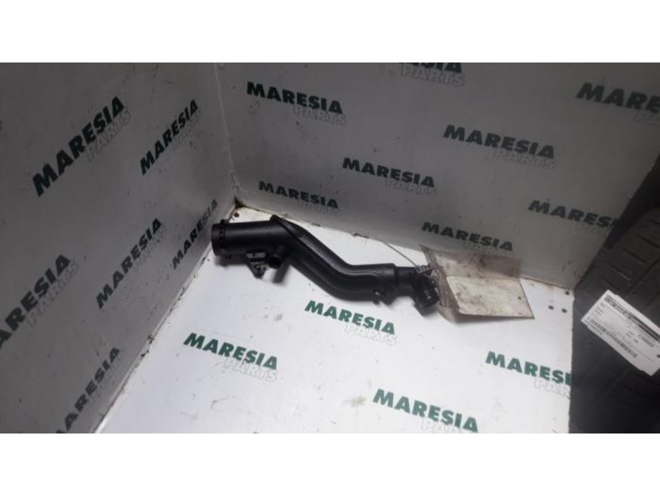 Peugeot - 407 - Oil filter holder