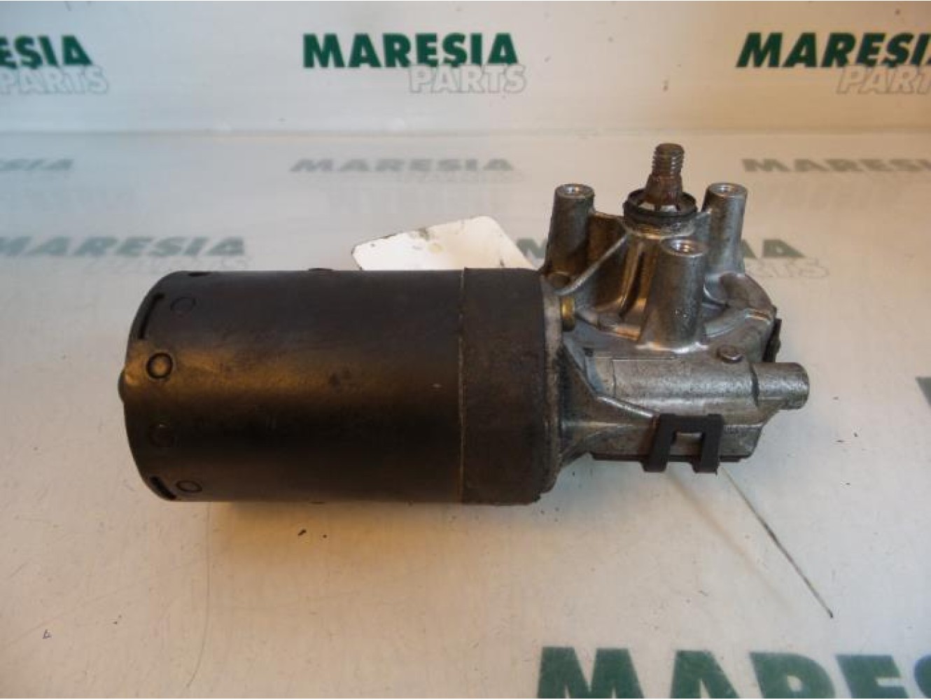 Peugeot - 206 - Front wiper motor