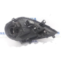 Renault - Trafic - Koplamp links