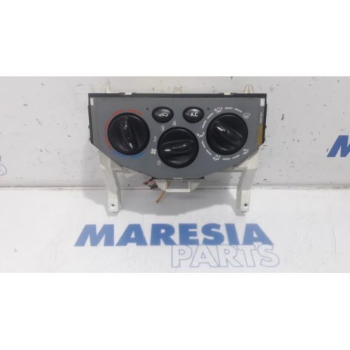 Renault - Trafic - Panneau de commandes chauffage