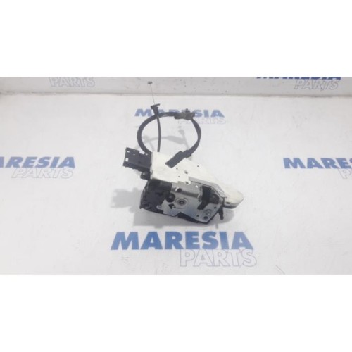 Peugeot - 207 - Front door lock mechanism 4-door, right