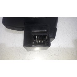 Peugeot - 207 - Tailgate lock mechanism