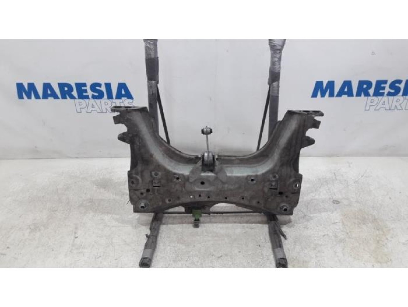 Renault - Clio - Subframe