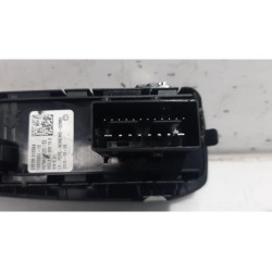 Peugeot - 308 - Multi-functional window switch