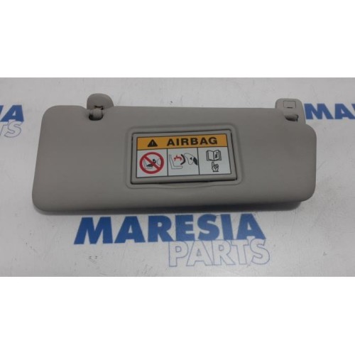 Renault - Clio - Sun visor