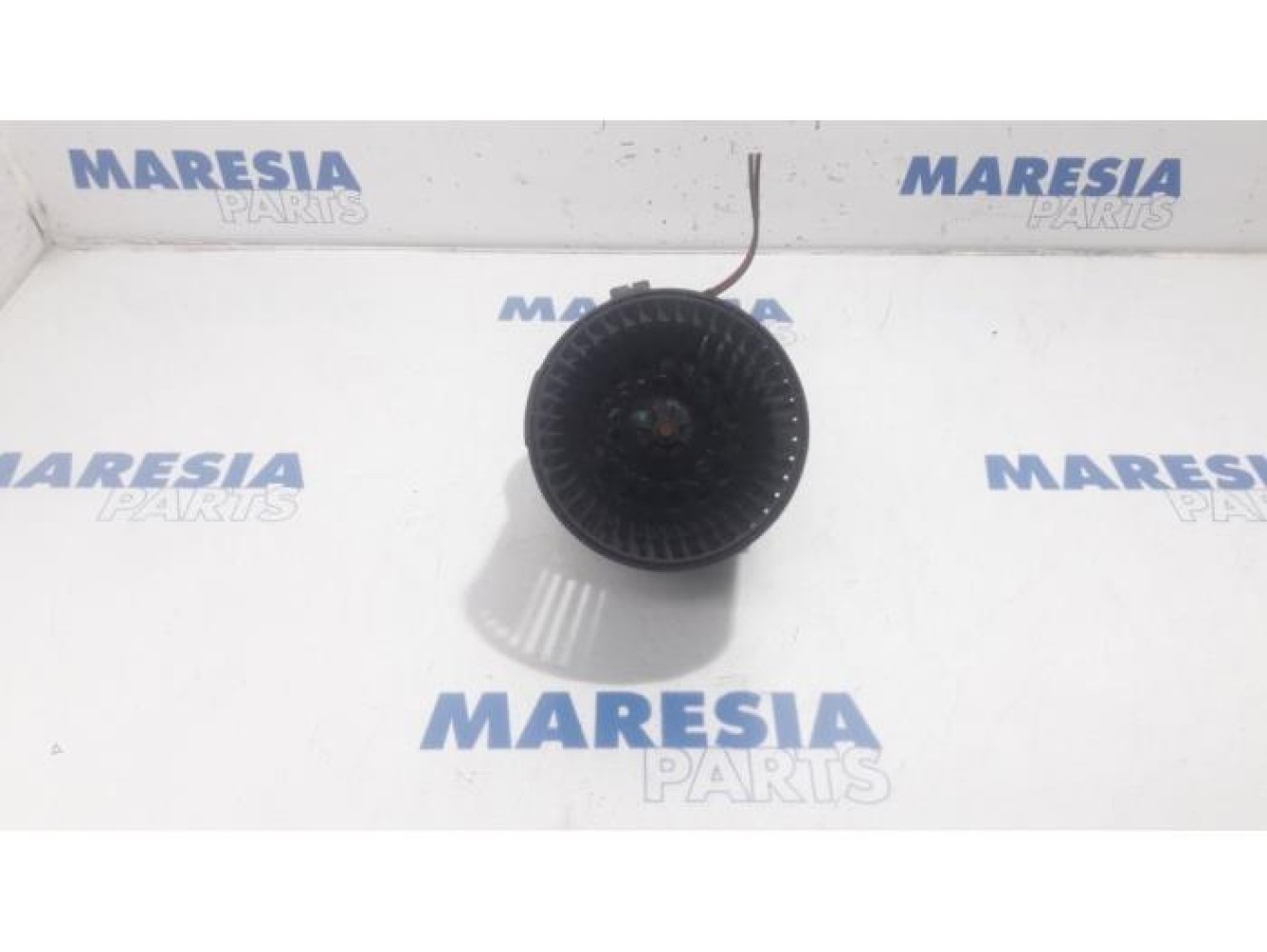 Renault - Clio - Heating and ventilation fan motor