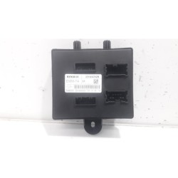 Renault - Clio - Central door locking module