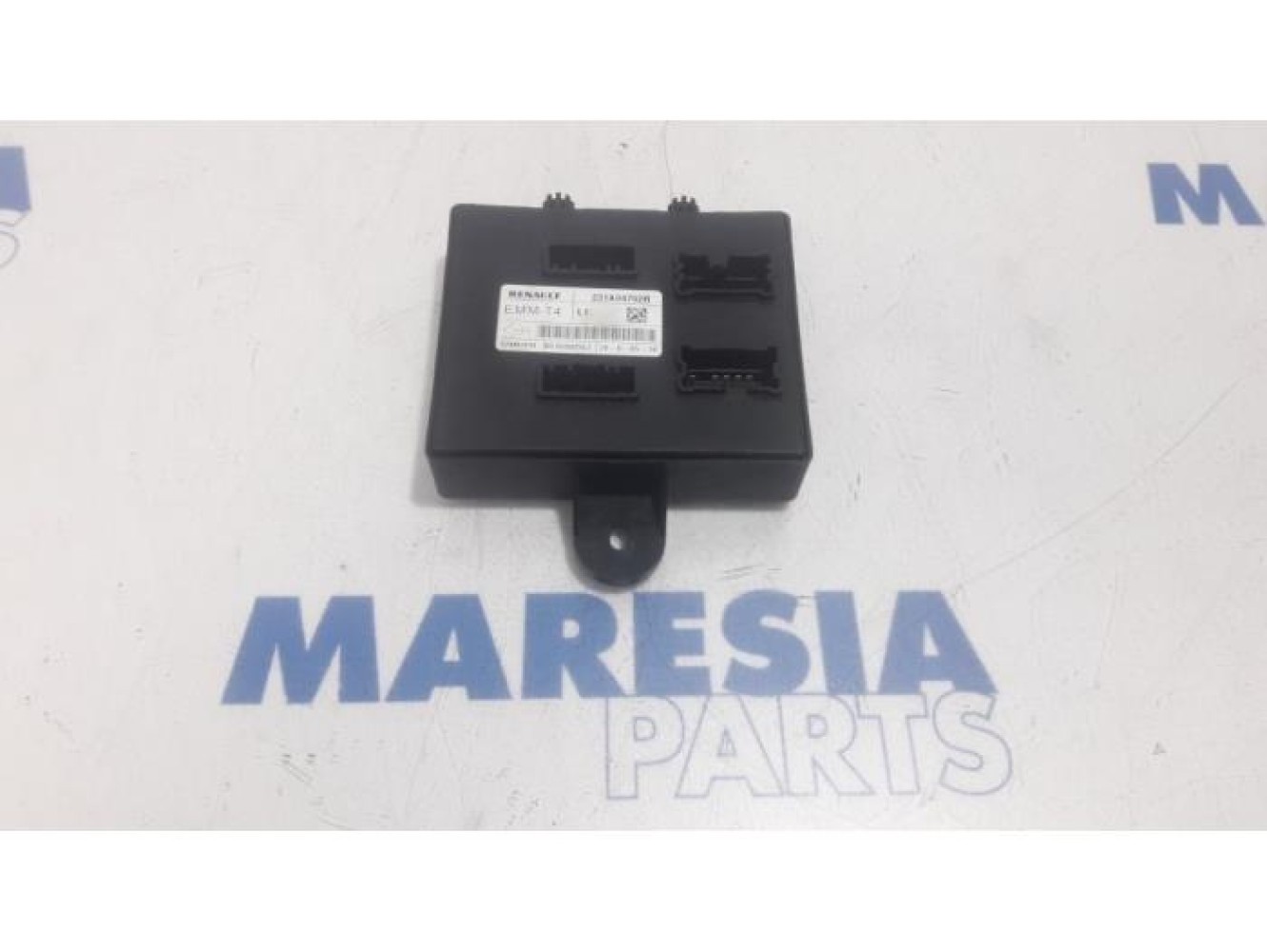 Renault - Clio - Central door locking module