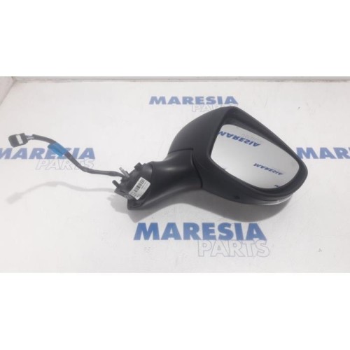 Renault - Clio - Wing mirror, right