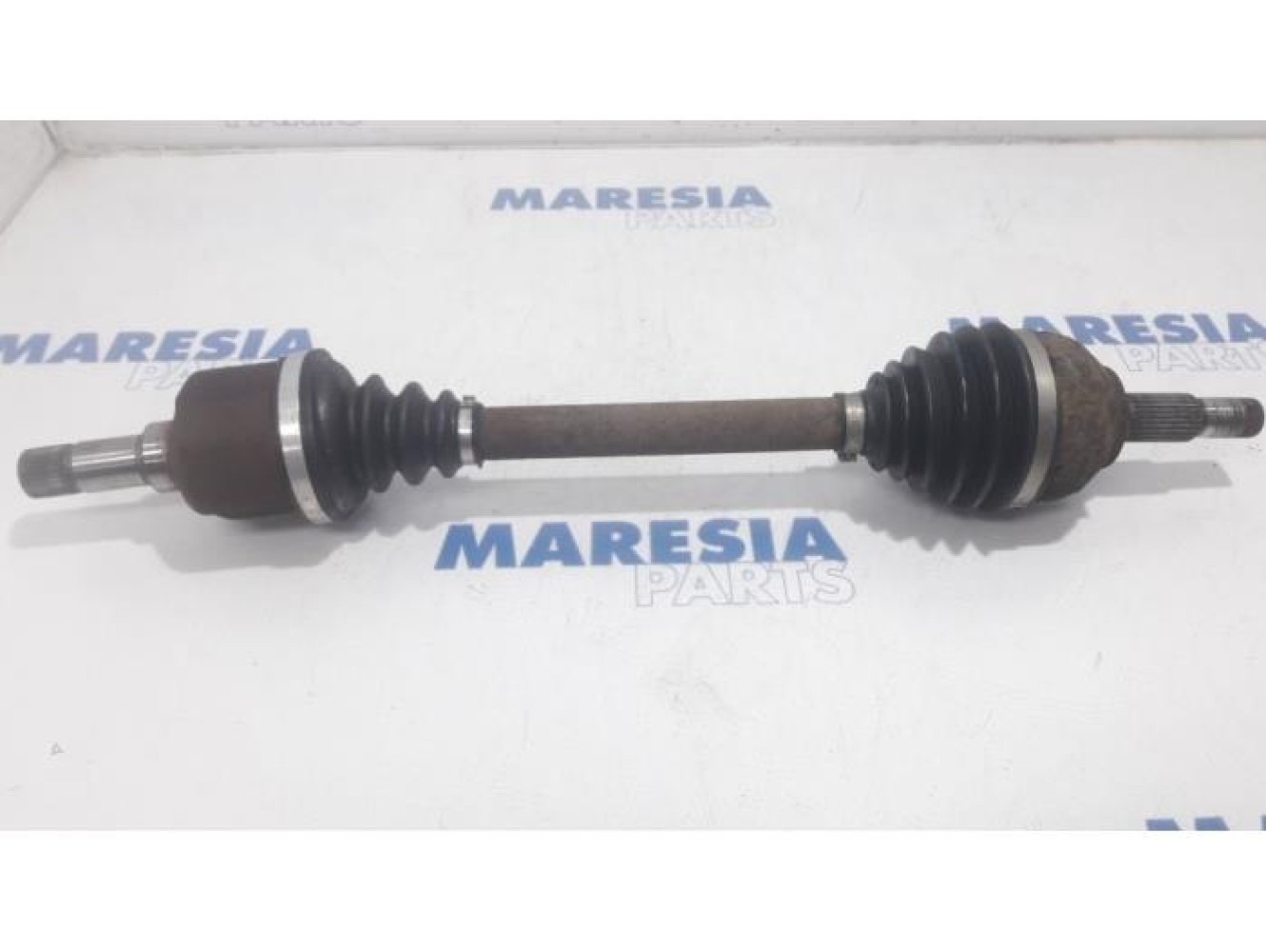 Citroen - C5 - Aandrijfas links-voor