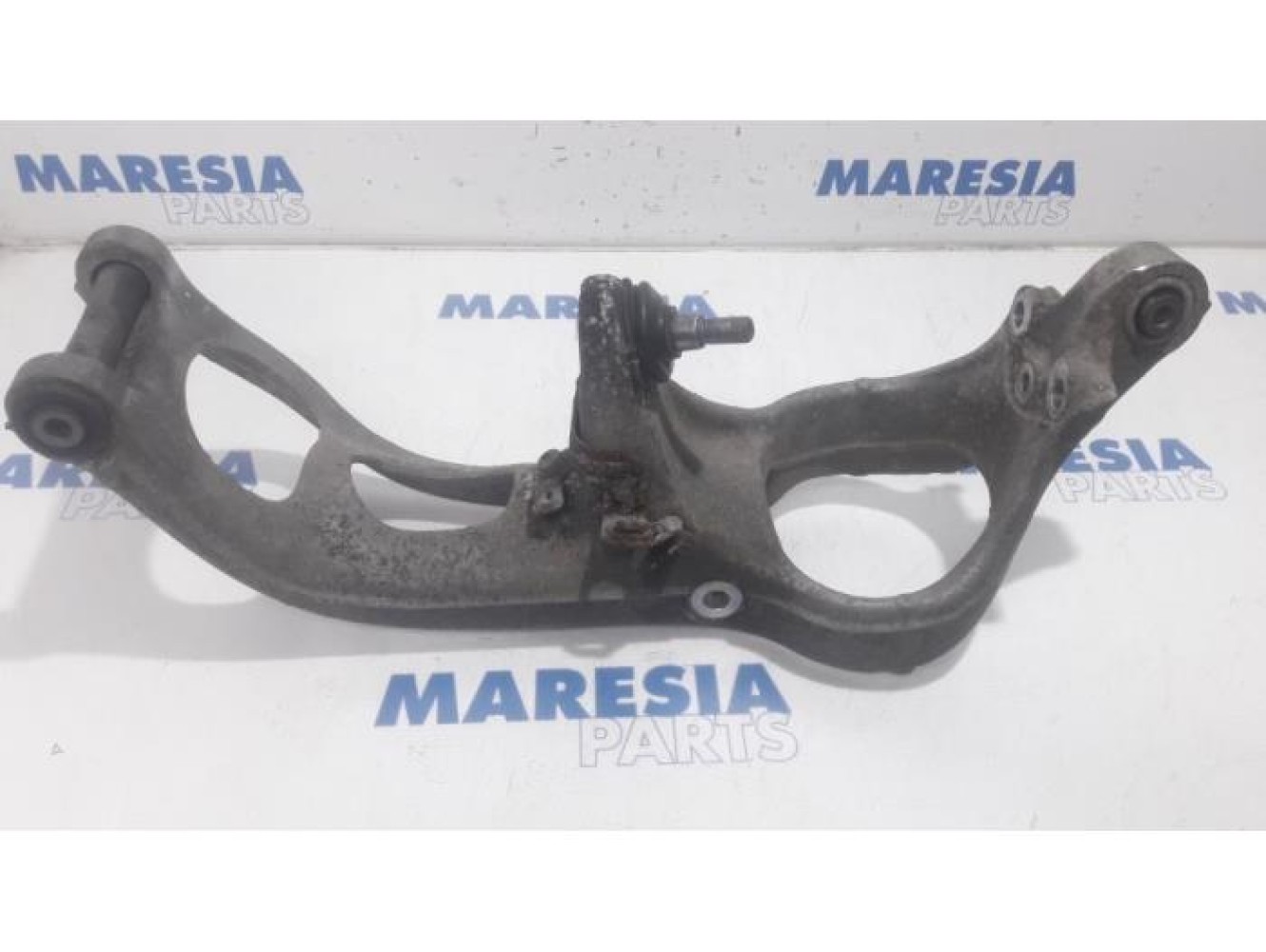 Citroen - C5 - Front wishbone, left