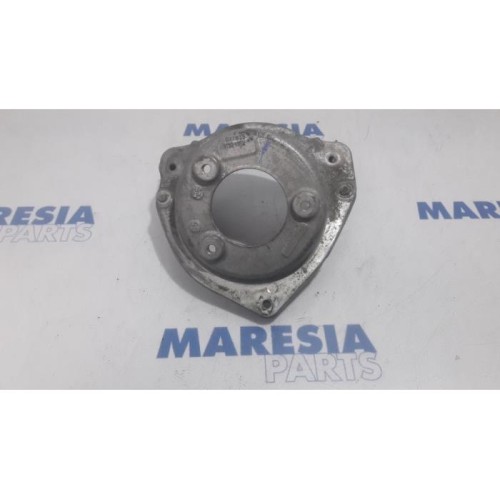 Citroen - C5 - Front upper wishbone, right