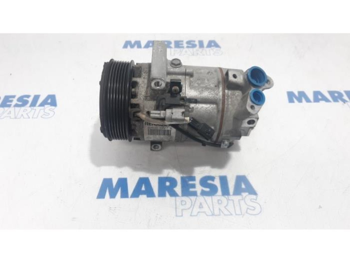 Renault - Clio - Air conditioning pump