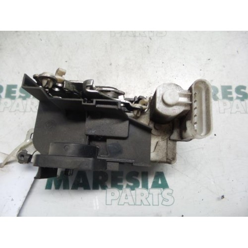 Fiat - Punto - Door lock mechanism 2-door, right