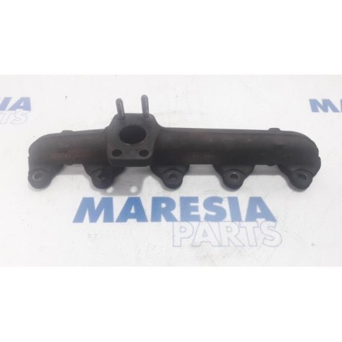 Peugeot - 207 - Exhaust manifold