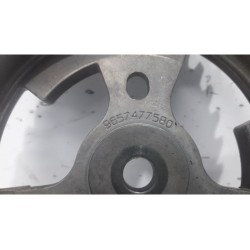 Peugeot - 207 - Camshaft sprocket