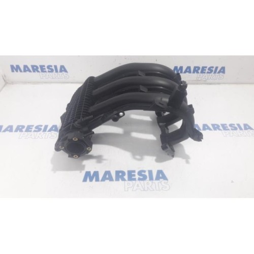 Peugeot - 208 - Intake manifold