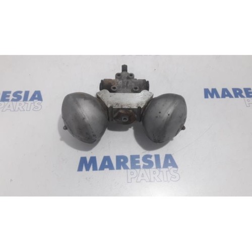 Citroen - C6 - Suspension sphere