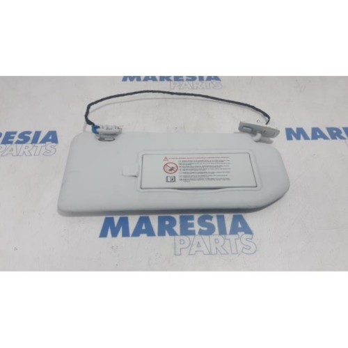 Peugeot - 508 - Sun visor
