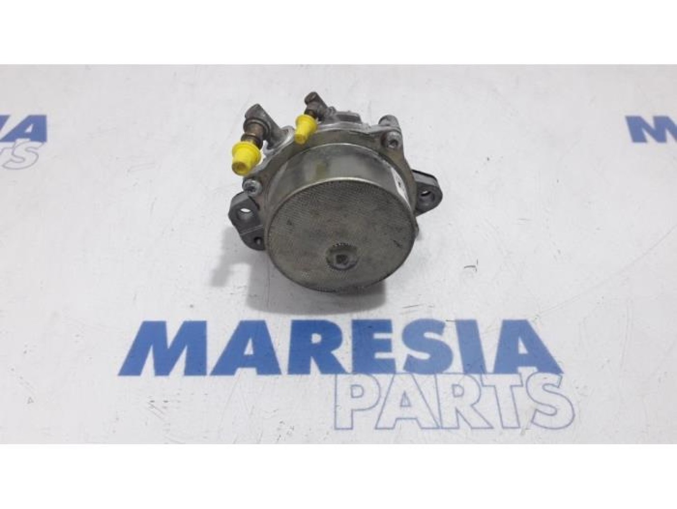 Fiat - Punto Evo - Vacuum pump (diesel)