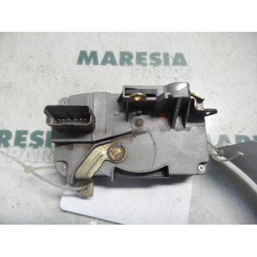 Citroen - C5 - Front door lock mechanism 4-door, right