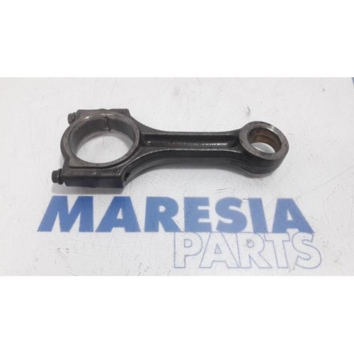 Opel - Vivaro - Connecting rod
