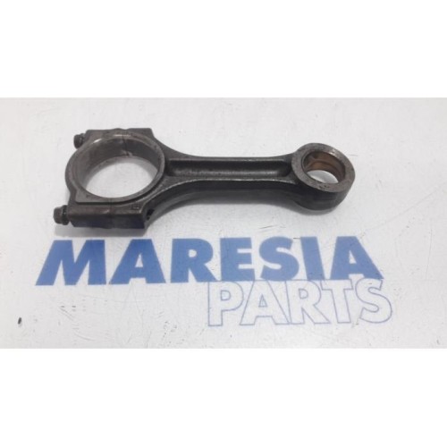 Opel - Vivaro - Connecting rod